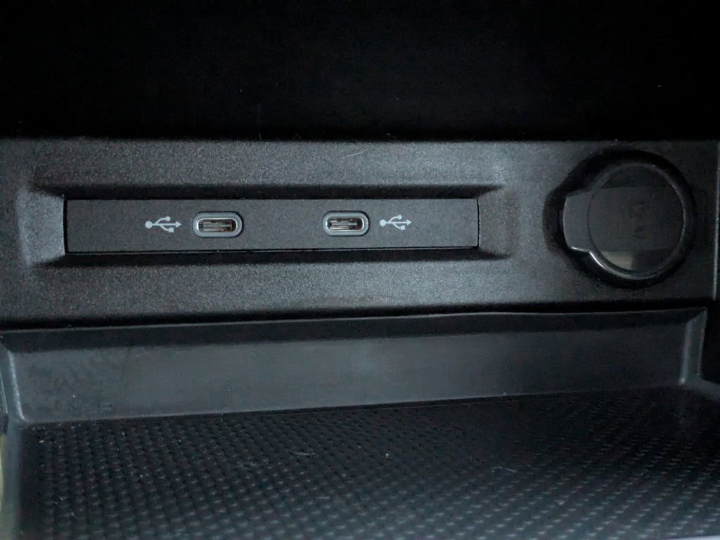 Used 2022 Volkswagen Taos S image 23