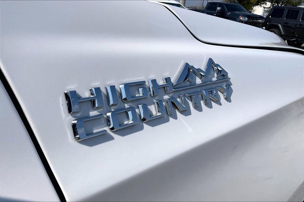 Used 2023 Chevrolet Tahoe High Country RWD image 21