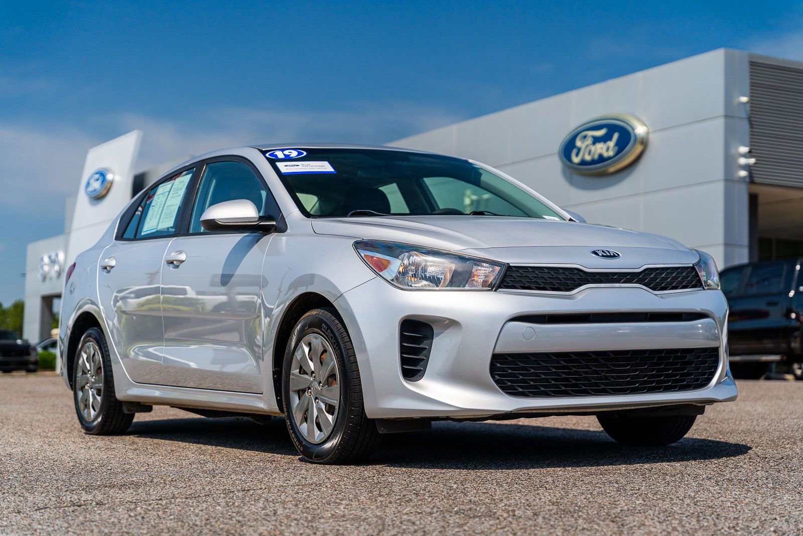 Used 2019 Kia Rio S FWD image 1