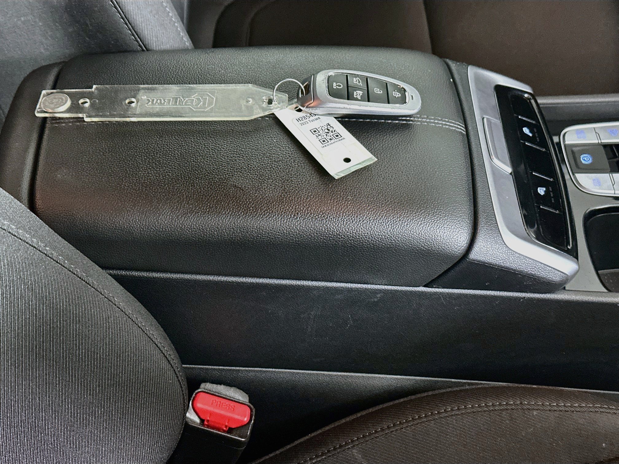 Used 2023 Hyundai Tucson SEL FWD image 33