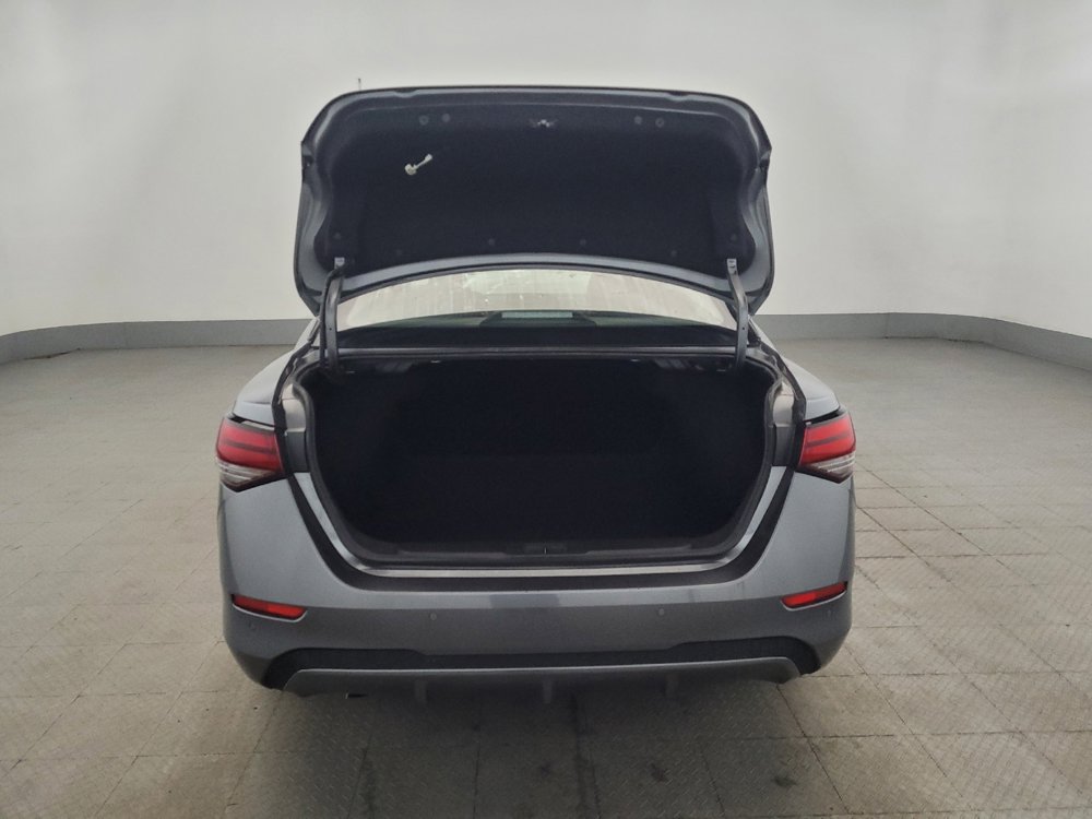 Used 2025 Nissan Sentra SV FWD image 29