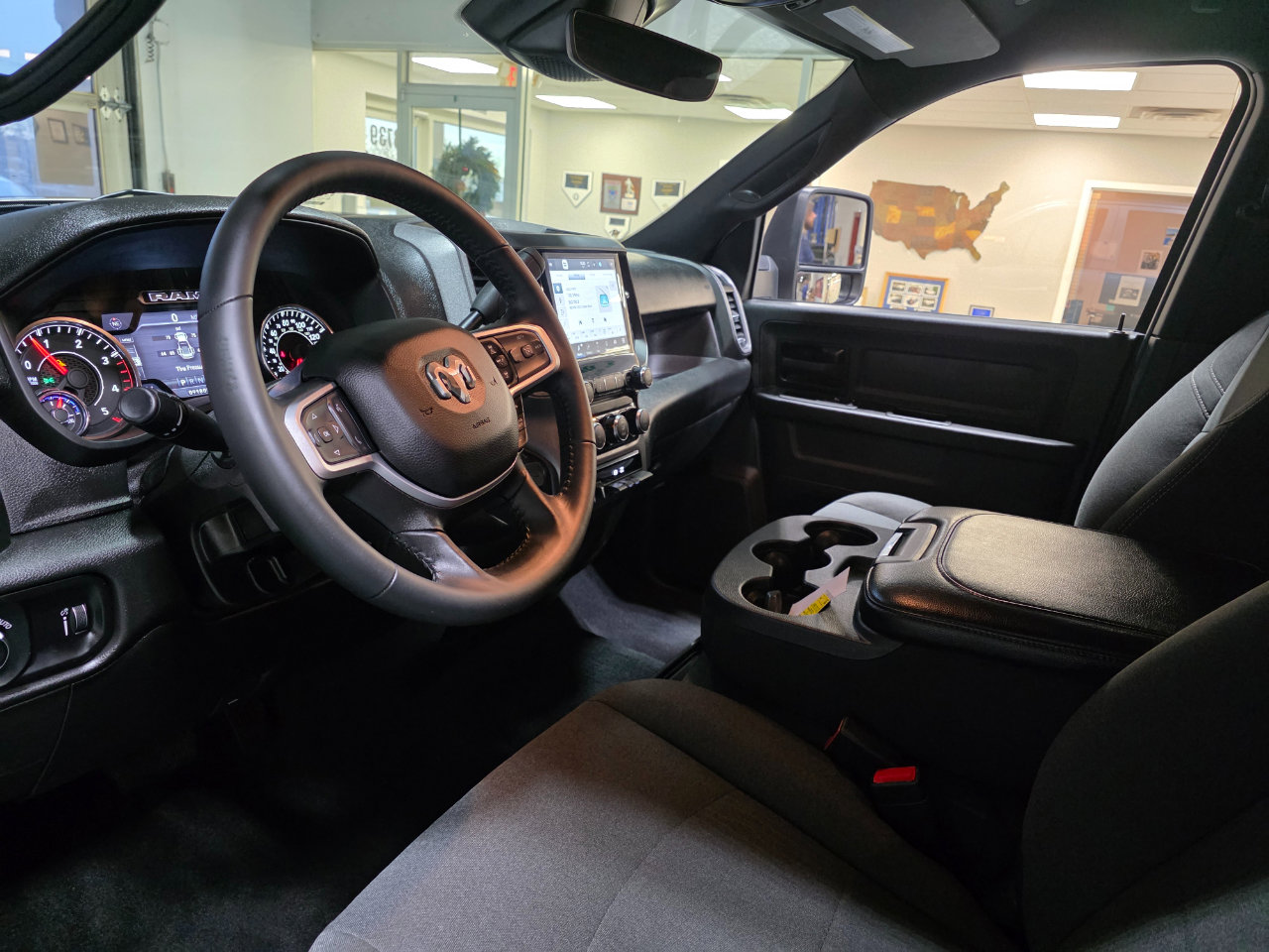 Used 2024 RAM 3500 Tradesman w/ Safety Group image 16