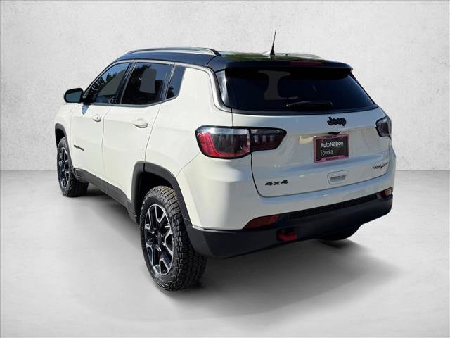 Used 2019 Jeep Compass Trailhawk w/ Leather Interior Group AWD/4WD image 5