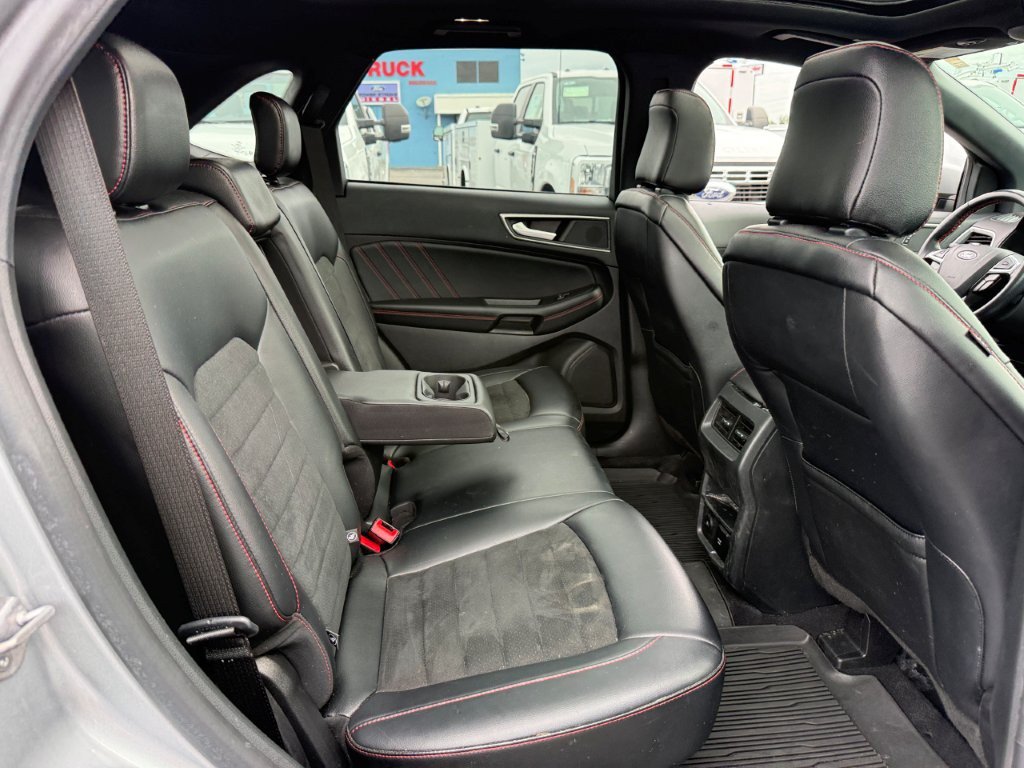 Used 2023 Ford Edge ST-Line AWD/4WD image 21