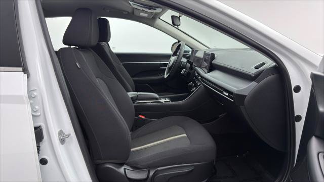 Used 2025 Hyundai Sonata SEL FWD image 22