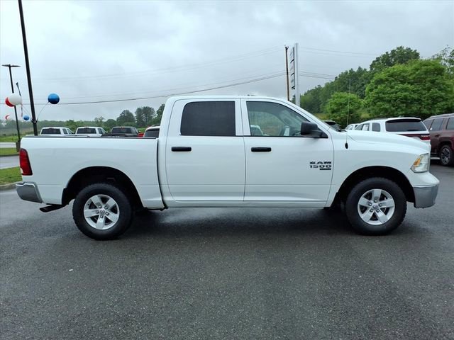 Used 2023 RAM 1500 Classic SLT w/ Electronics Group AWD/4WD image 3