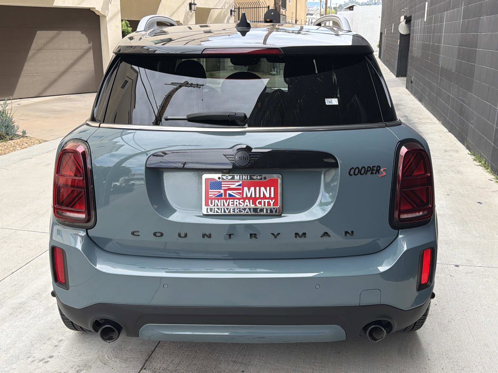 Used 2022 MINI Cooper Countryman S w/ Premium Package image 4