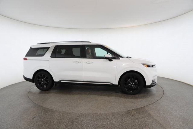 Used 2024 Kia Carnival SX image 23