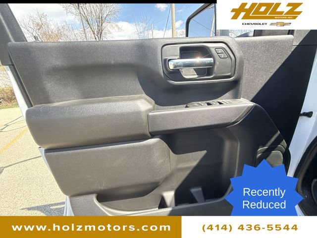 Certified 2026 Chevrolet Silverado 3500 W/T w/ Snow Plow Prep/Camper Package image 21