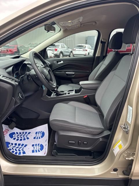Certified 2017 Ford Escape SE w/ SE Cold Weather Package AWD/4WD image 15