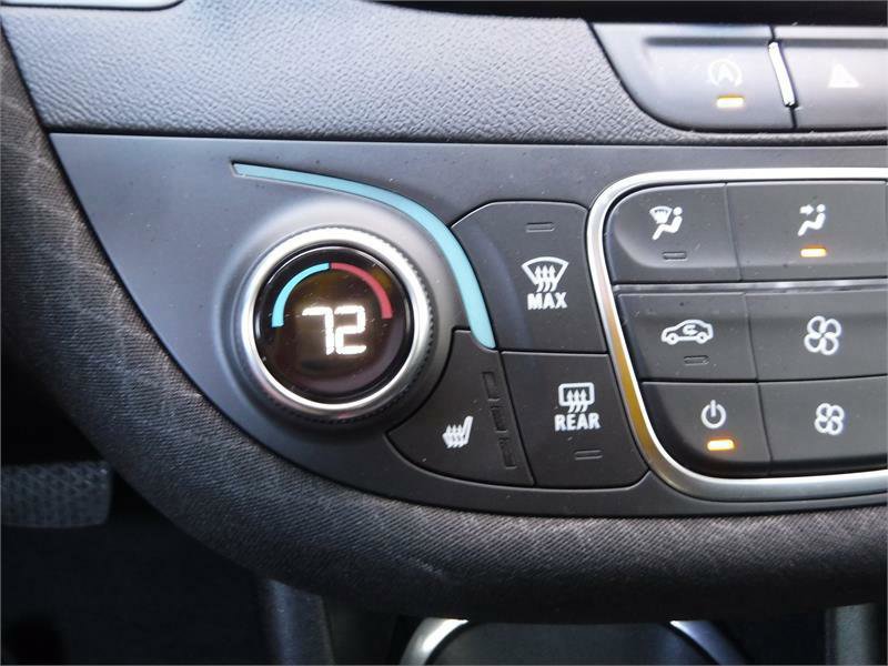 Used 2022 Chevrolet Malibu LT image 10