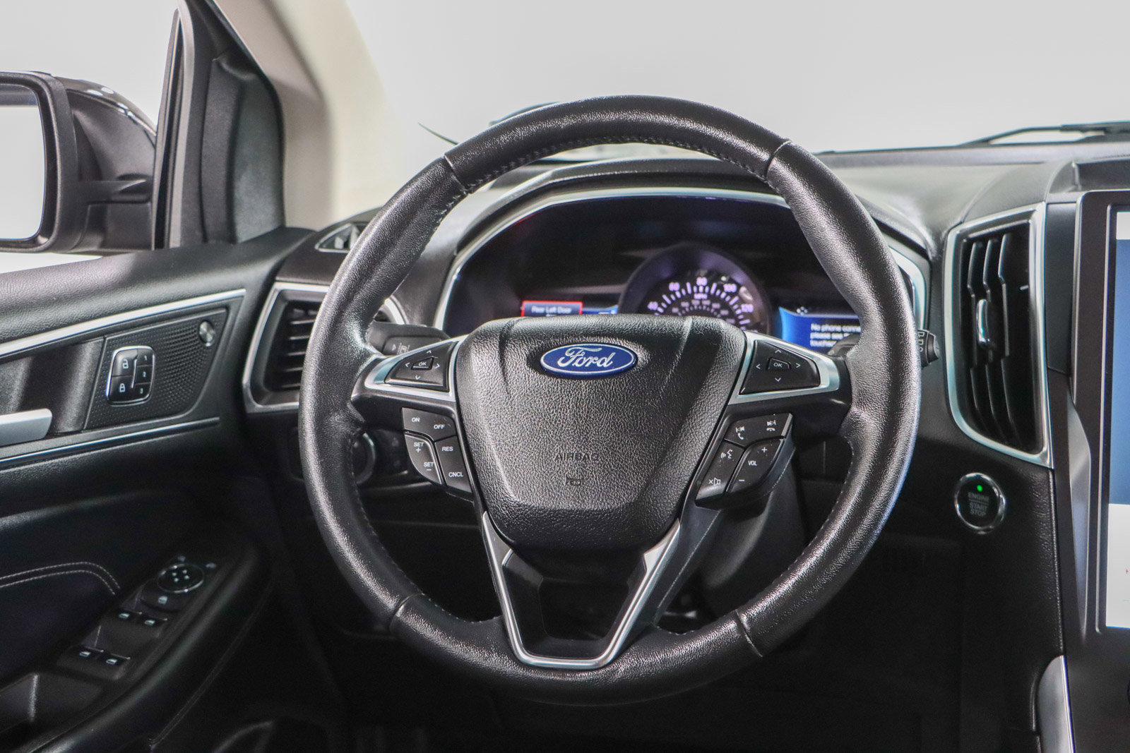 Used 2021 Ford Edge Titanium w/ Cargo Accessory Package FWD image 12