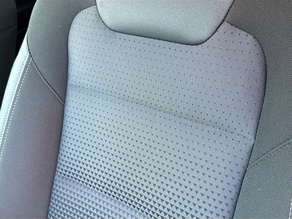 Used 2024 Chevrolet Trax LT image 19