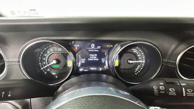 Used 2023 Jeep Wrangler Unlimited Sahara w/ Cold Weather Group AWD/4WD image 17