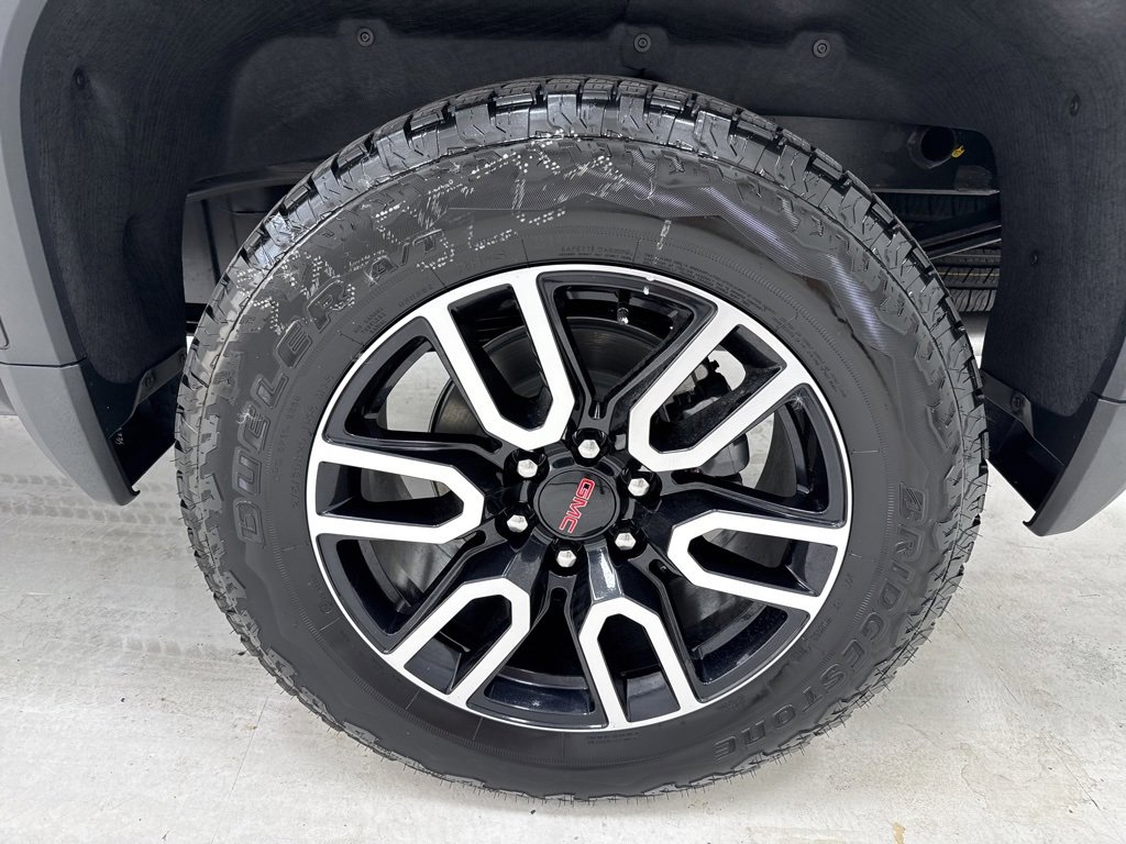 New 2026 GMC Sierra 1500 AT4 w/ Technology Package image 7