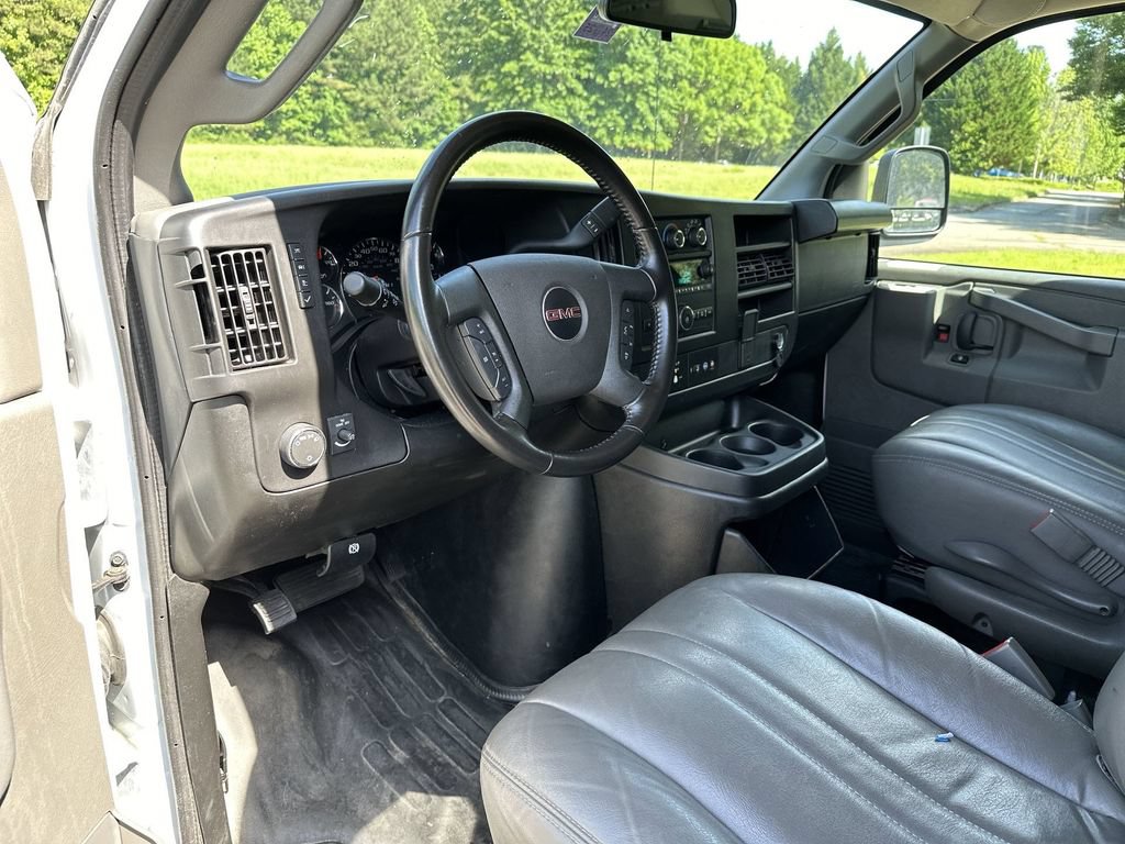 Used 2023 GMC Savana 2500 w/ Driver Convenience Package RWD image 16