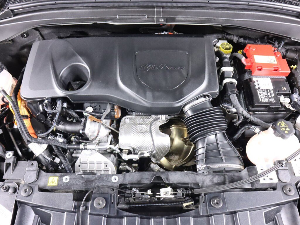 Used 2024 Alfa Romeo Tonale Veloce image 47