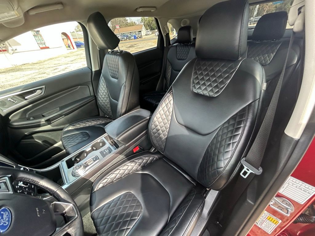 Used 2024 Ford Edge Titanium image 30
