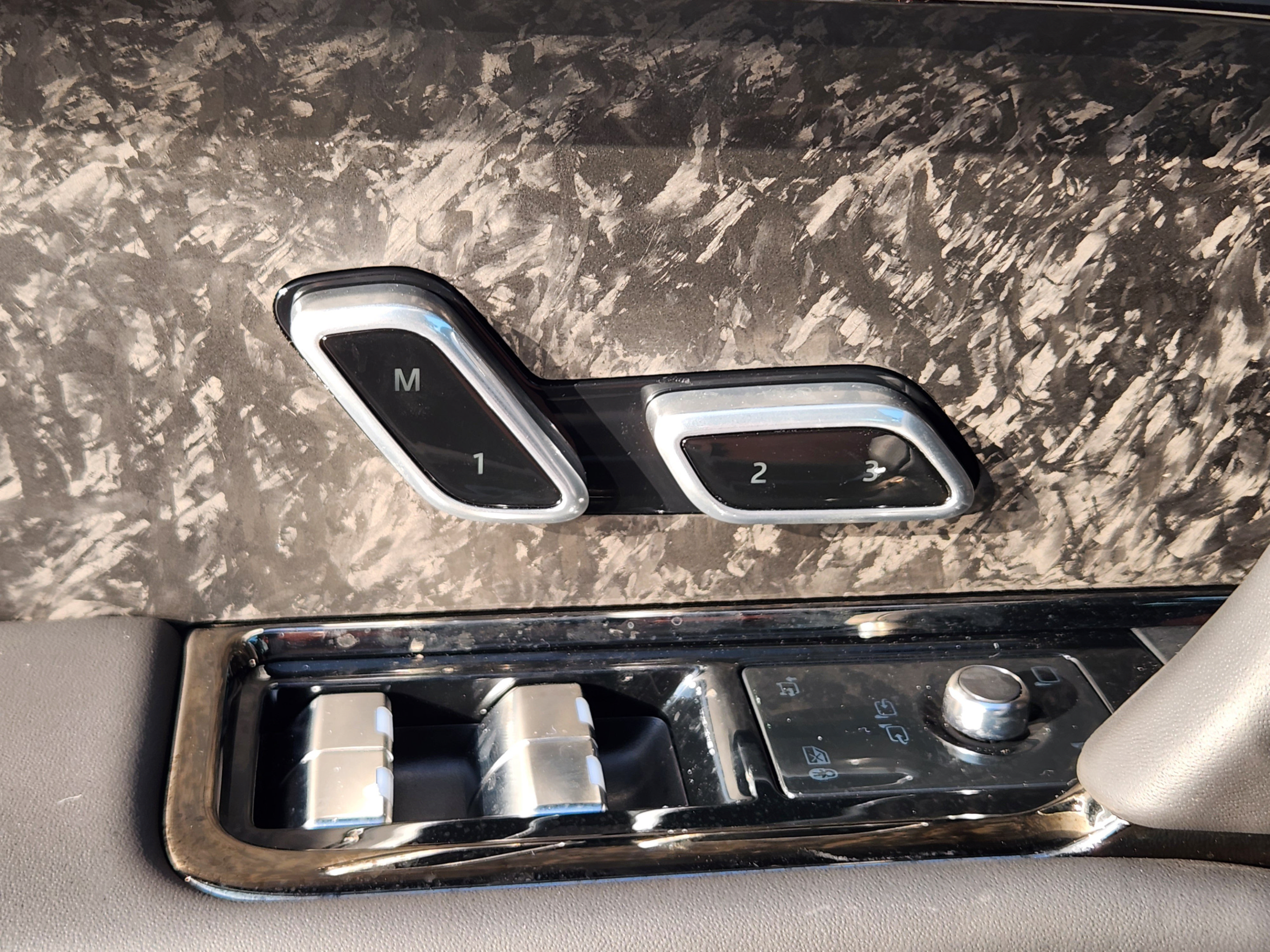 New 2026 Land Rover Range Rover Sport Dynamic SE AWD/4WD image 17