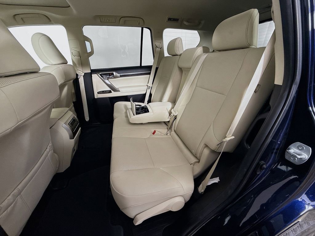 Used 2021 Lexus GX 460 Premium image 26