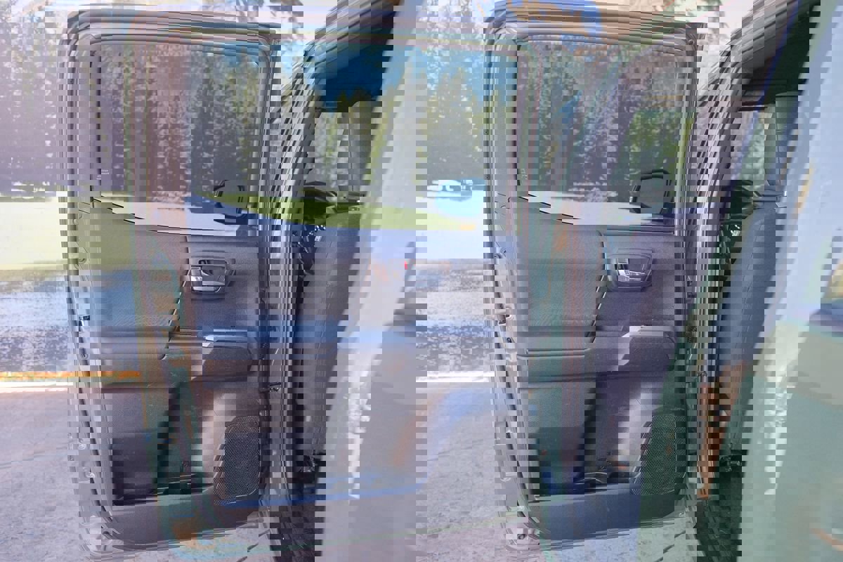 Used 2021 Toyota Tacoma TRD Sport w/ Technology Package image 37