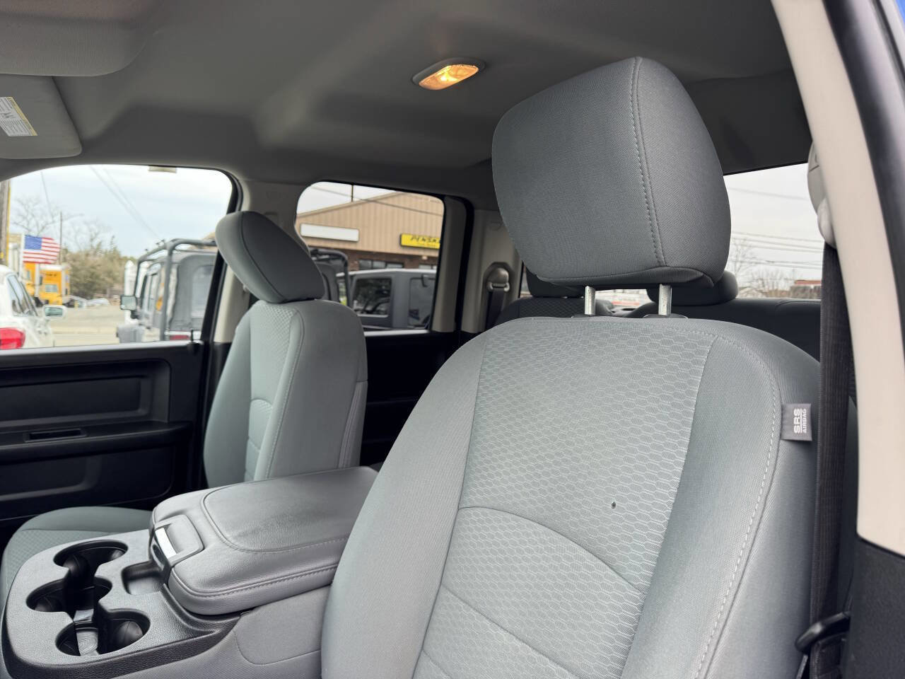Used 2019 RAM 1500 Express image 16