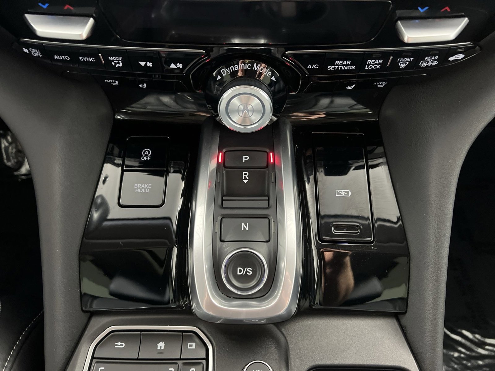 Used 2023 Acura MDX SH-AWD w/ Technology Package image 22
