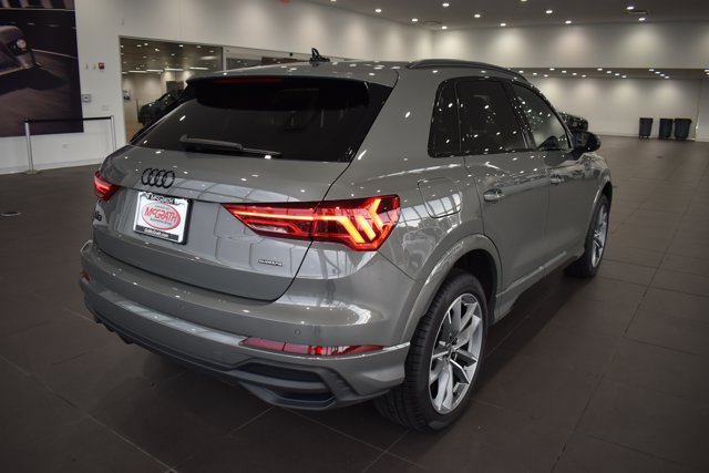 Used 2025 Audi Q3 2.0T Premium w/ Convenience Package AWD/4WD image 7