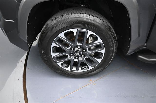 Used 2025 Toyota Tundra Limited RWD image 21