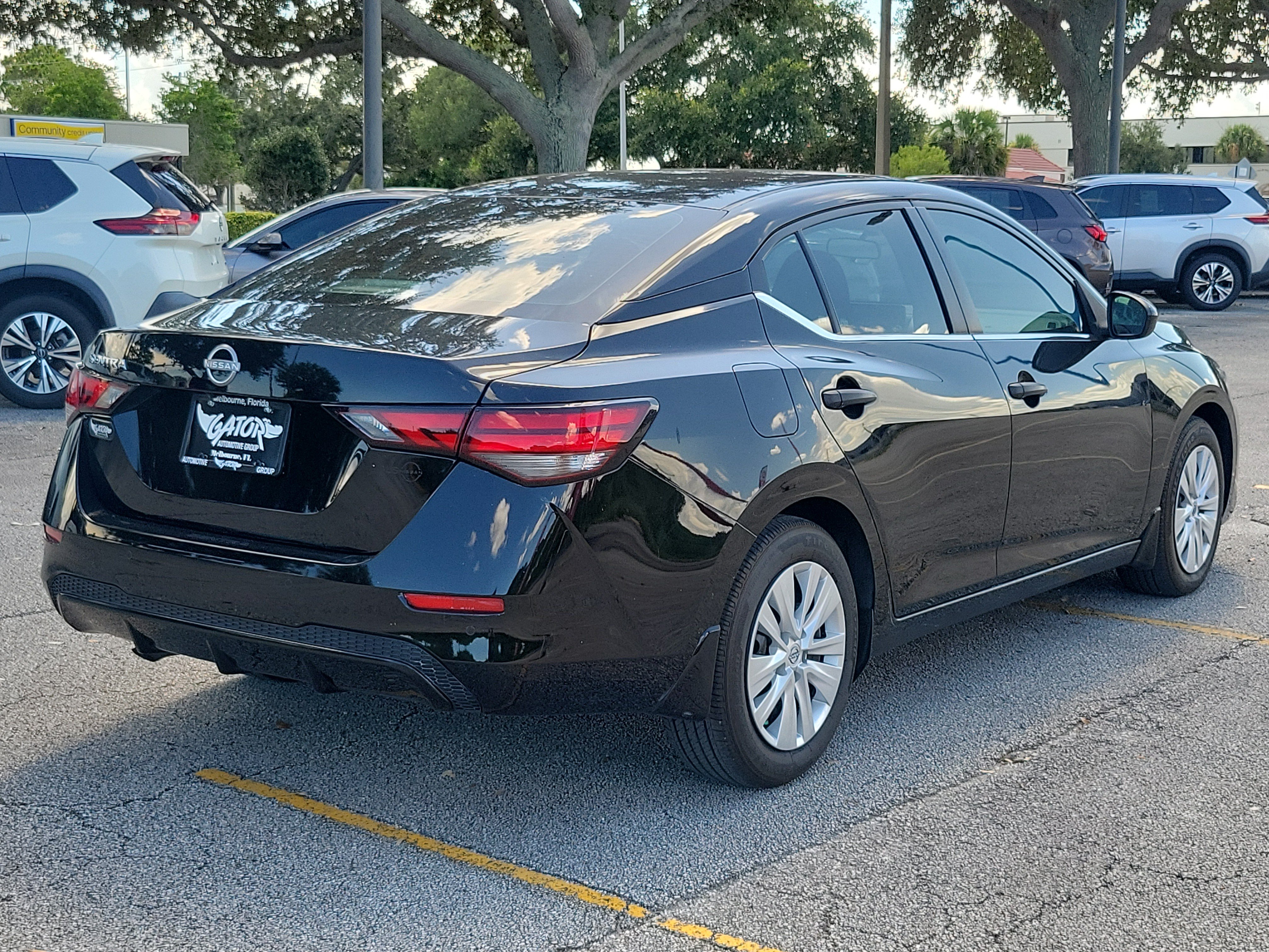 Used 2024 Nissan Sentra S FWD image 4