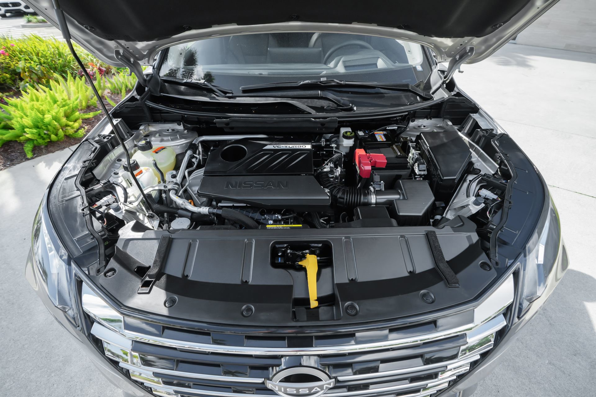 Used 2025 Nissan Rogue Platinum w/ Platinum Premium Package image 46