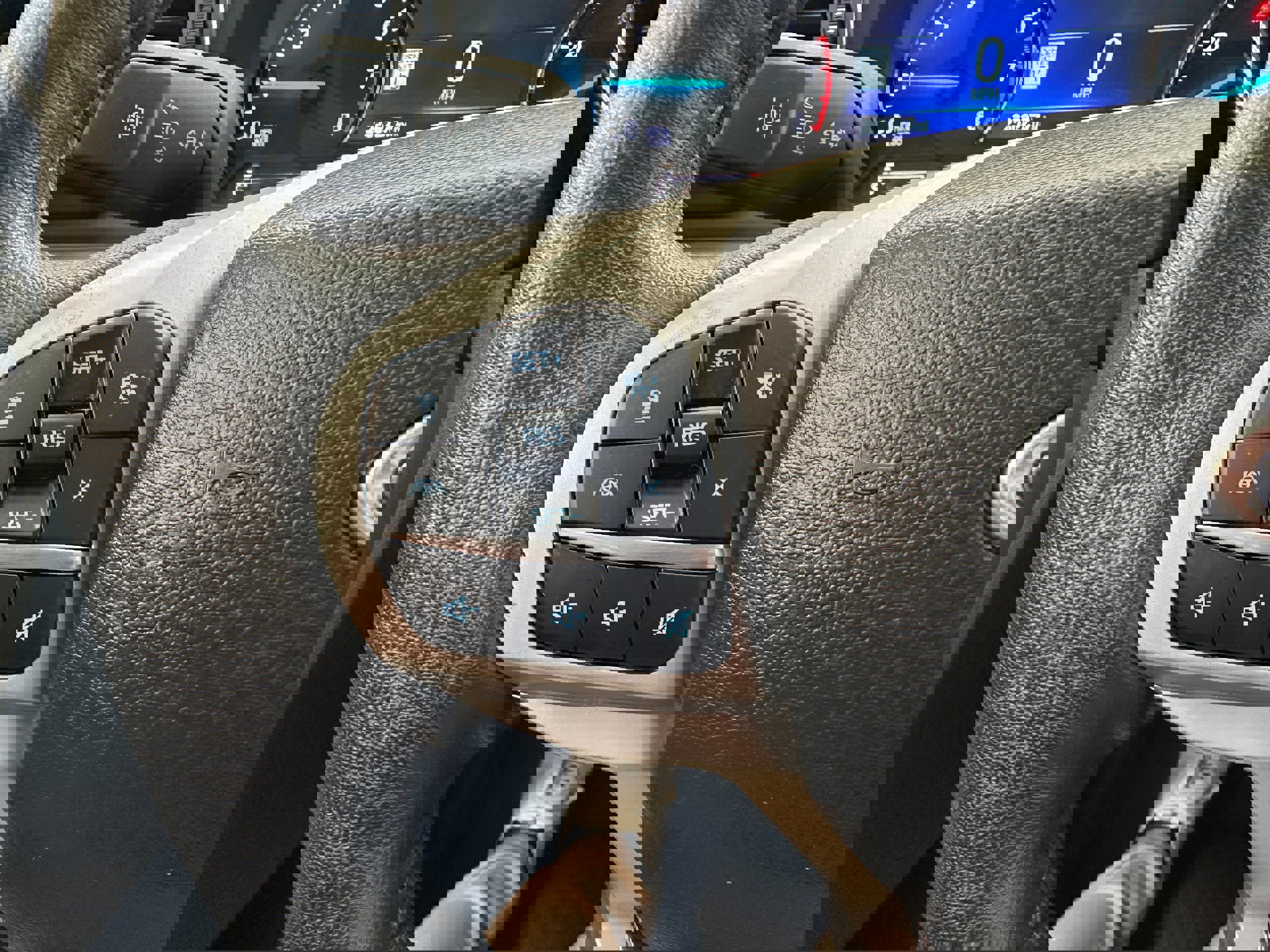 Used 2023 Ford Explorer XLT w/ Equipment Group 202A image 24