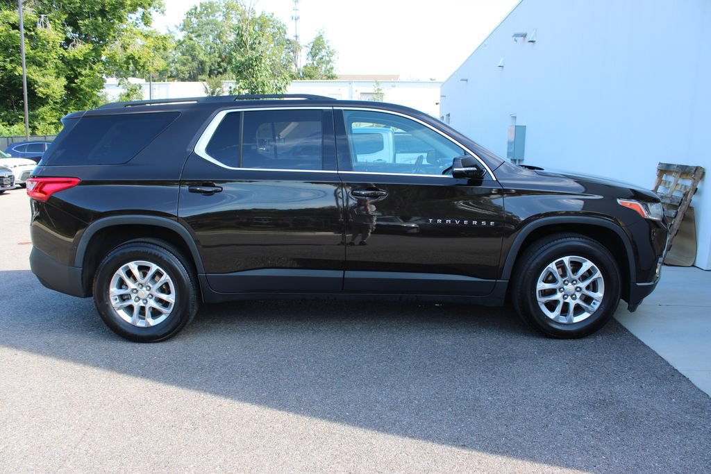 Used 2019 Chevrolet Traverse LT w/ LPO, Cargo Package AWD/4WD image 35