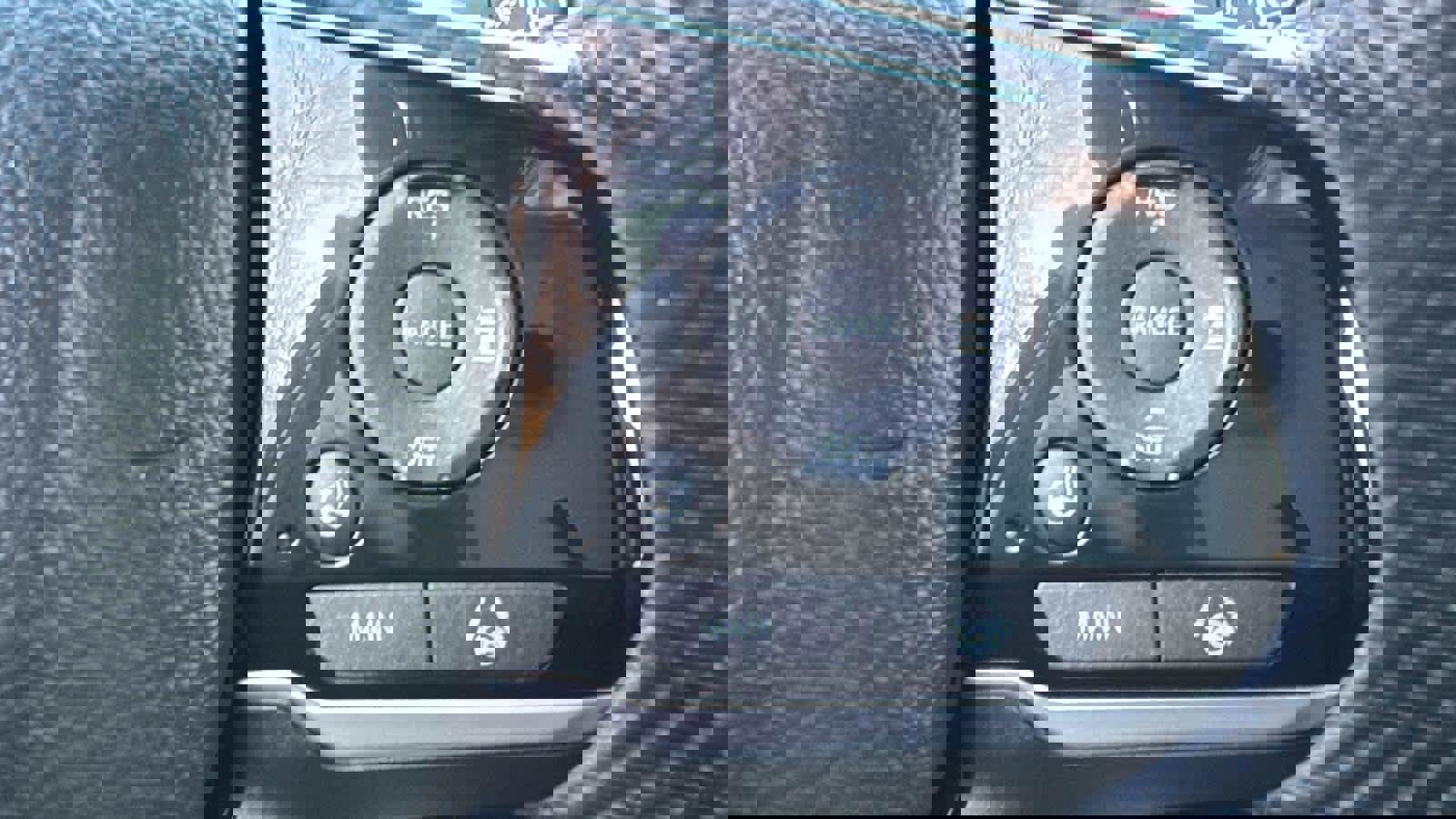 Used 2024 Honda Passport Black Edition image 17