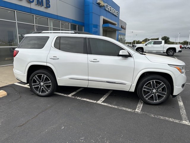 Used 2019 GMC Acadia Denali image 8