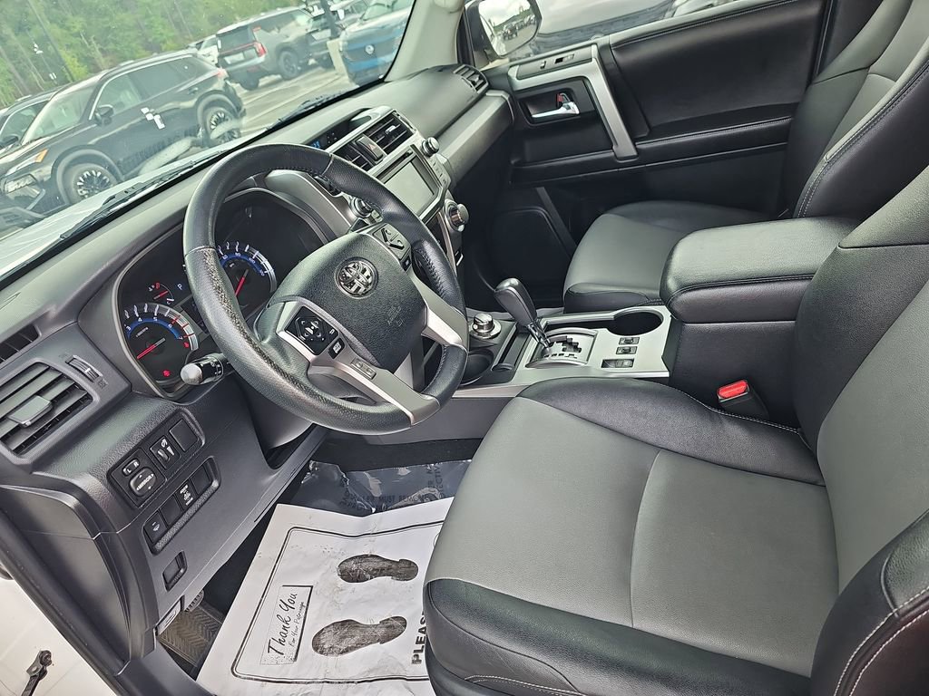 Used 2016 Toyota 4Runner SR5 Premium AWD/4WD image 20