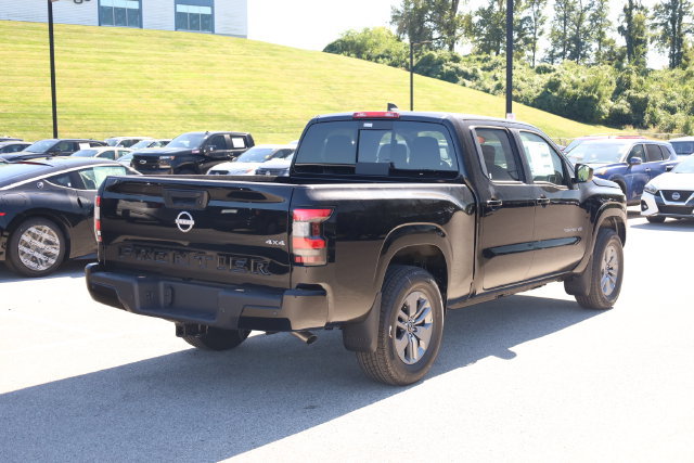 New 2027 Nissan Frontier SV w/ SV Convenience Package AWD/4WD image 5