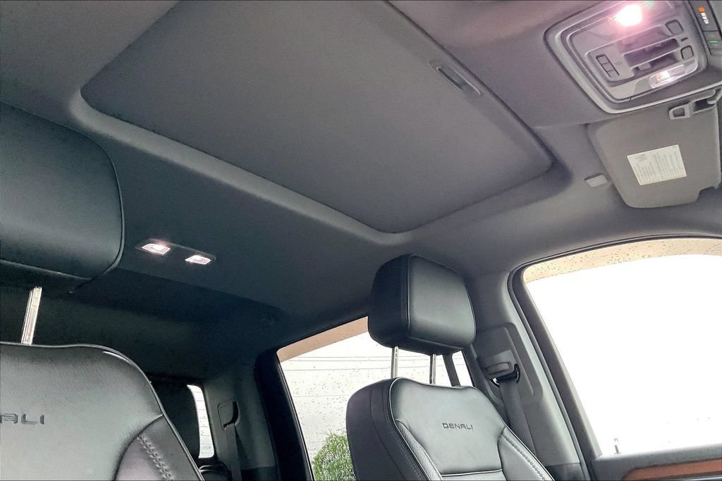 Used 2024 GMC Sierra 3500 Denali w/ Denali Reserve Package AWD/4WD image 28