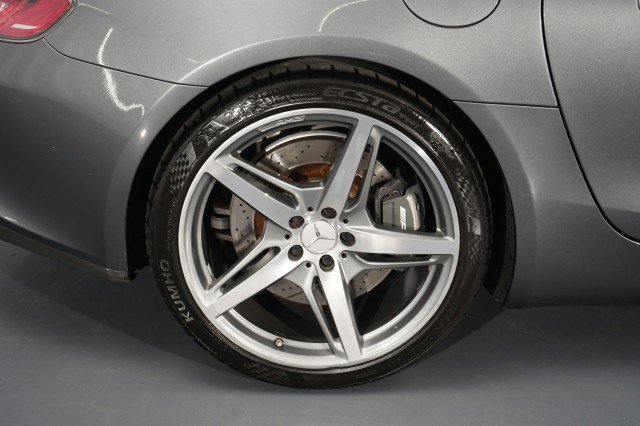 Used 2018 Mercedes-Benz AMG GT Roadster image 30