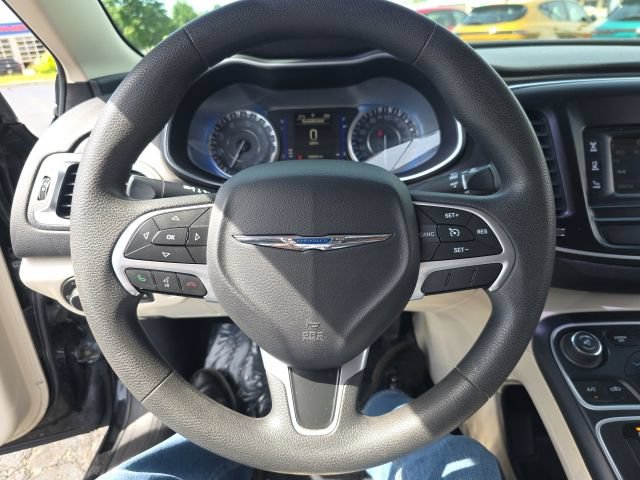Used 2016 Chrysler 200 Limited FWD image 16