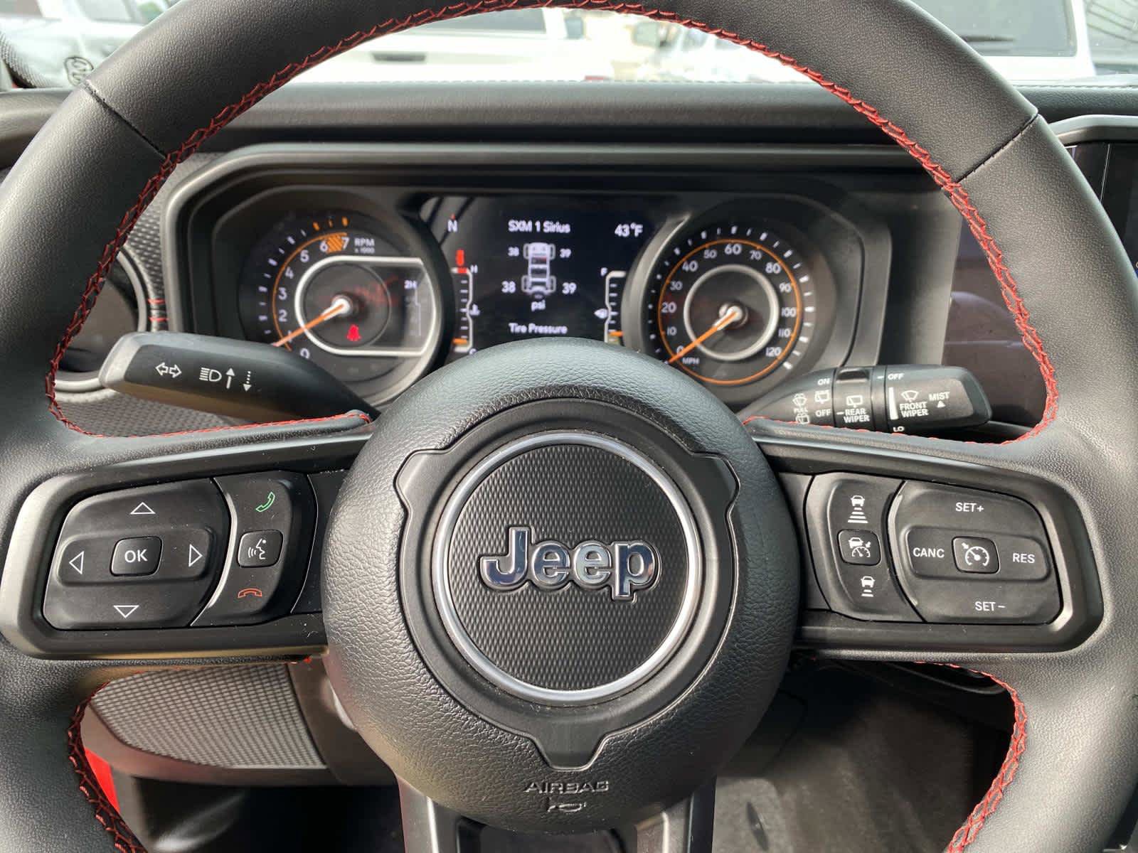 Certified 2024 Jeep Wrangler Rubicon AWD/4WD image 18