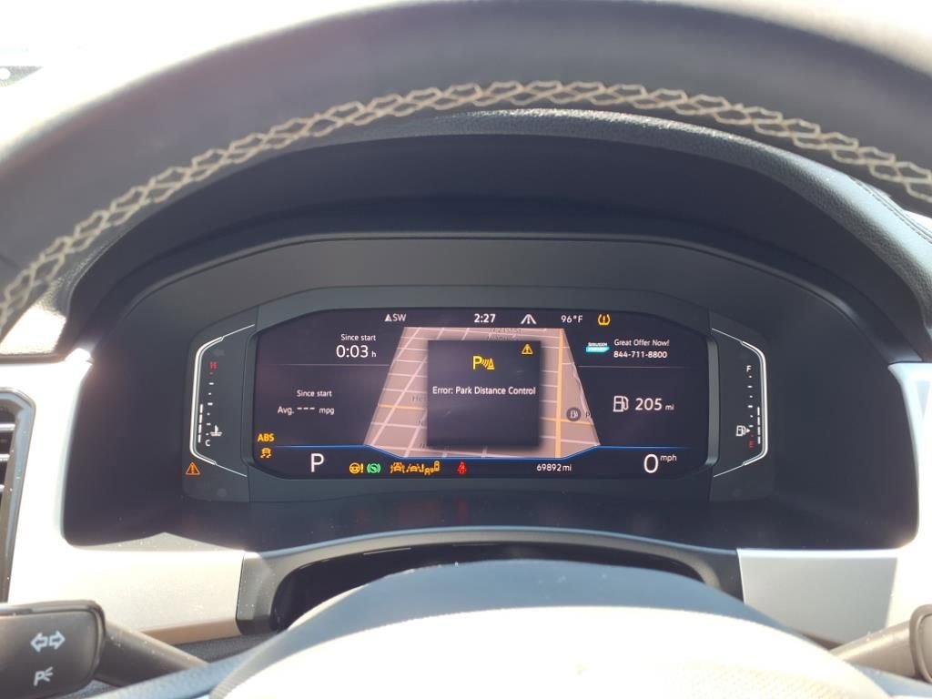 Used 2021 Volkswagen Atlas SEL Premium image 10