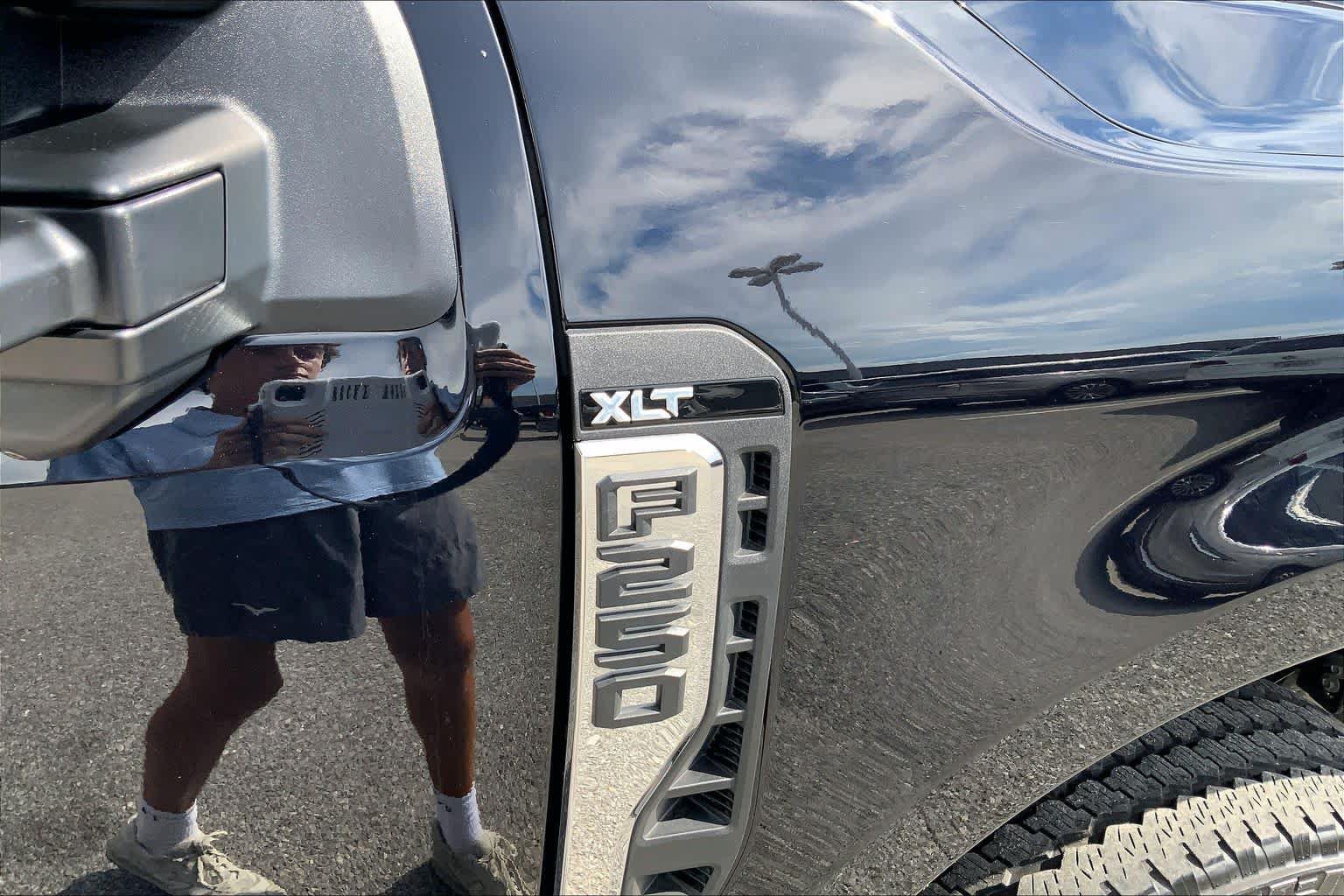 Used 2025 Ford F250 XLT w/ 360-Degree Camera Package AWD/4WD image 10