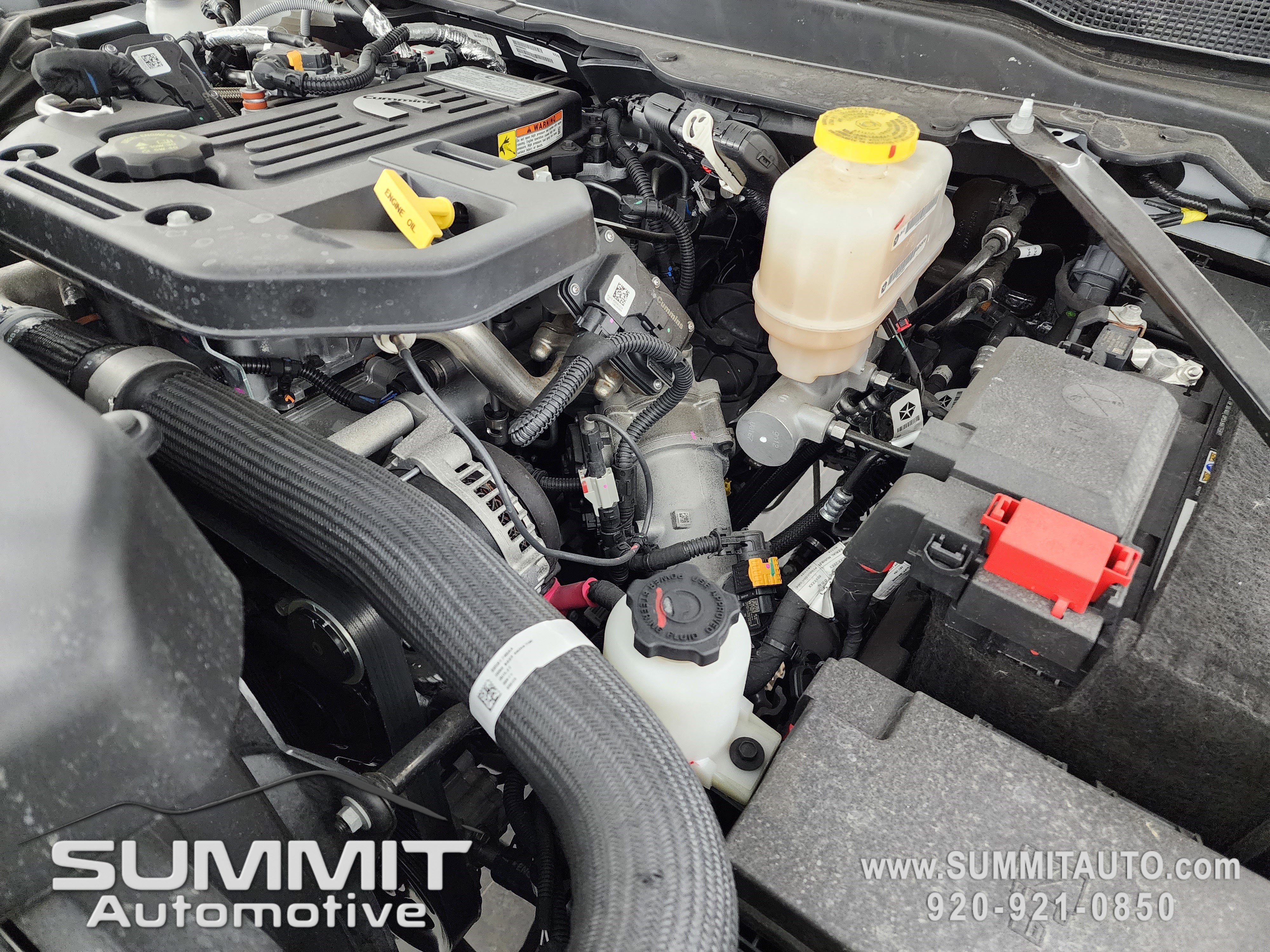 New 2025 RAM 5500 Tradesman AWD/4WD image 17