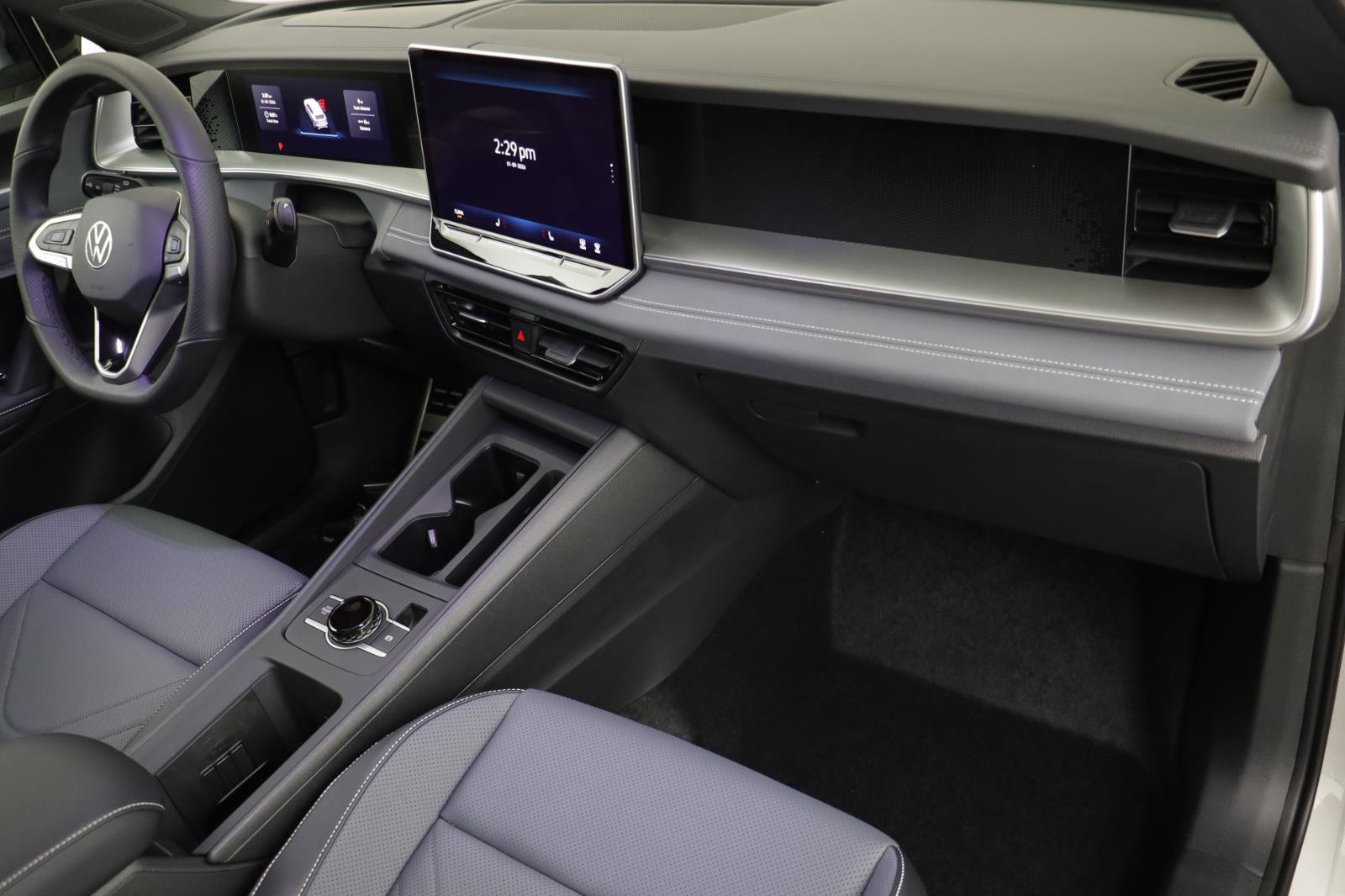 New 2026 Volkswagen Tiguan SE R-Line image 19