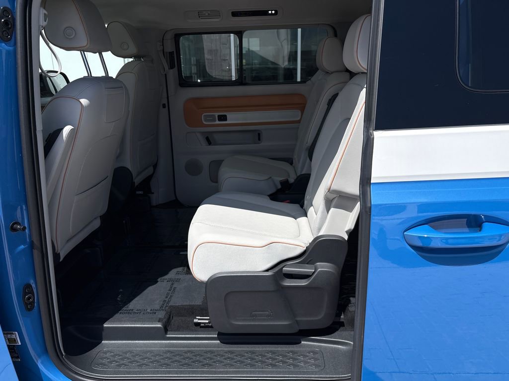 New 2025 Volkswagen ID. Buzz Pro S Plus AWD/4WD image 26