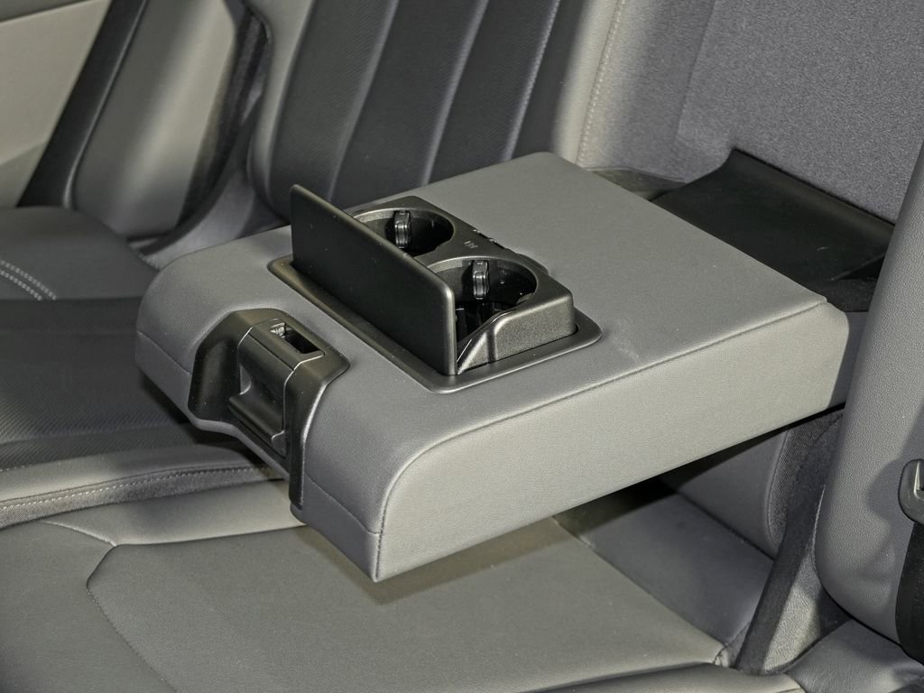 Used 2021 Audi Q8 Prestige w/ Prestige Package image 36