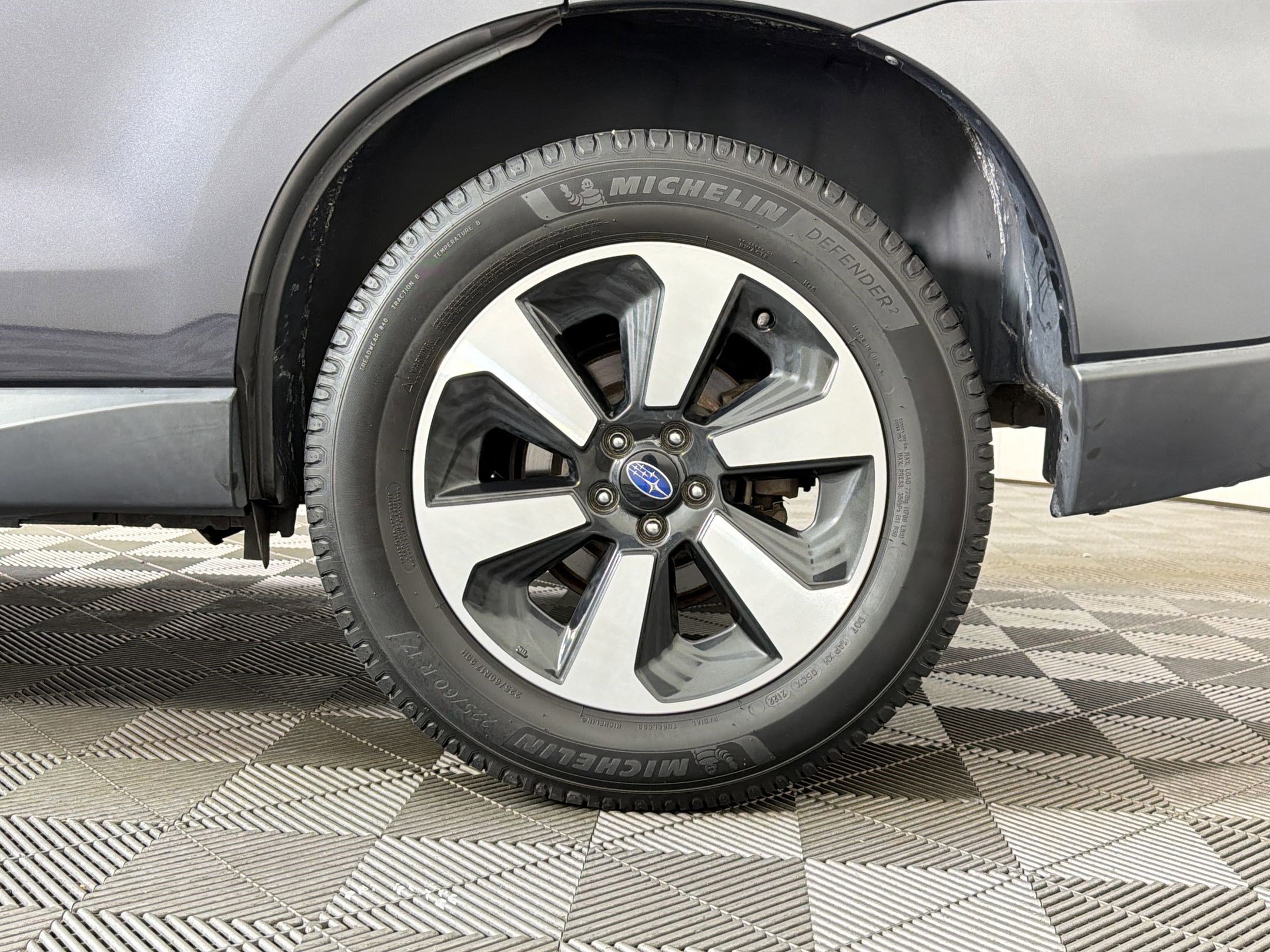 Used 2018 Subaru Forester 2.5i Premium AWD/4WD image 9