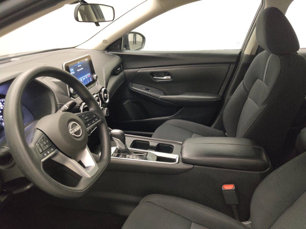 Used 2024 Nissan Sentra SV FWD image 17