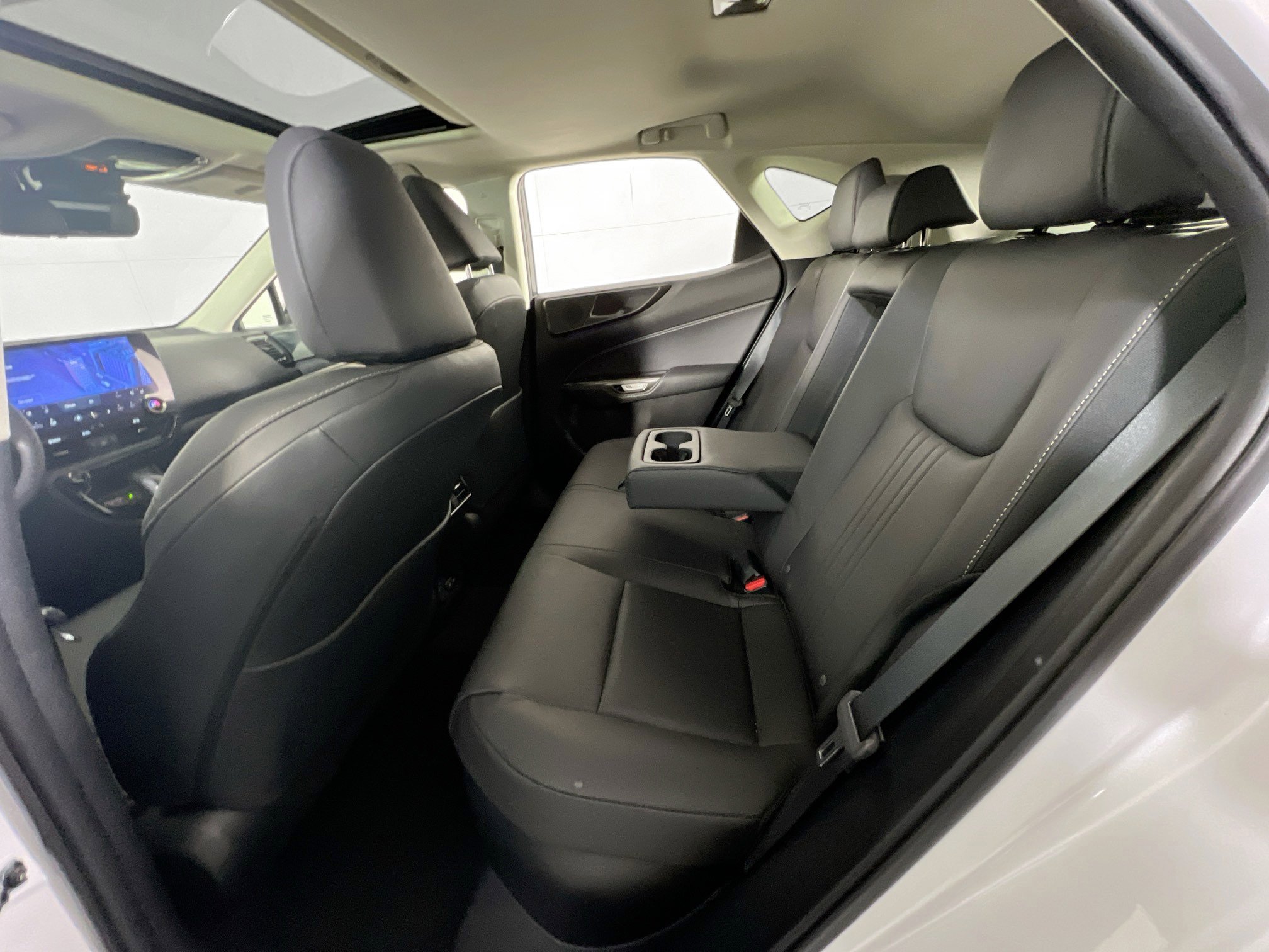 Used 2022 Lexus NX 350h AWD image 24